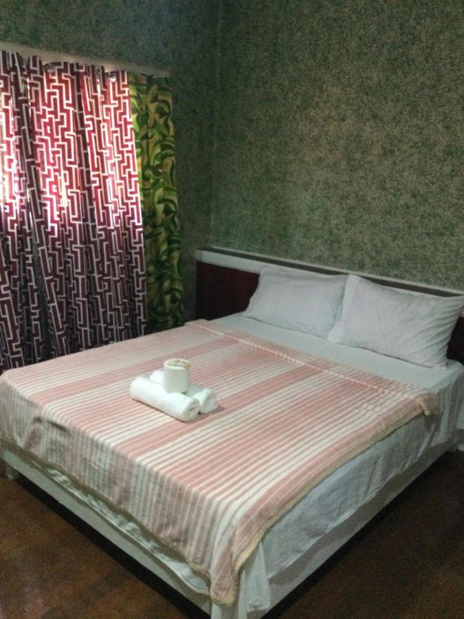Stefanie Grace Paradise Inn Лобок Екстер'єр фото