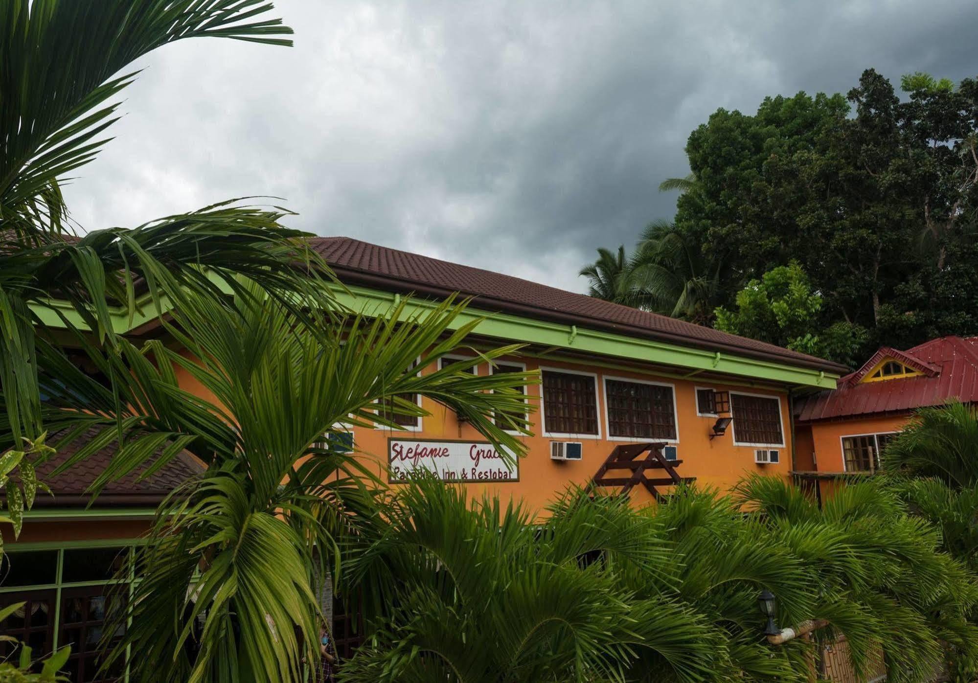 Stefanie Grace Paradise Inn Лобок Екстер'єр фото